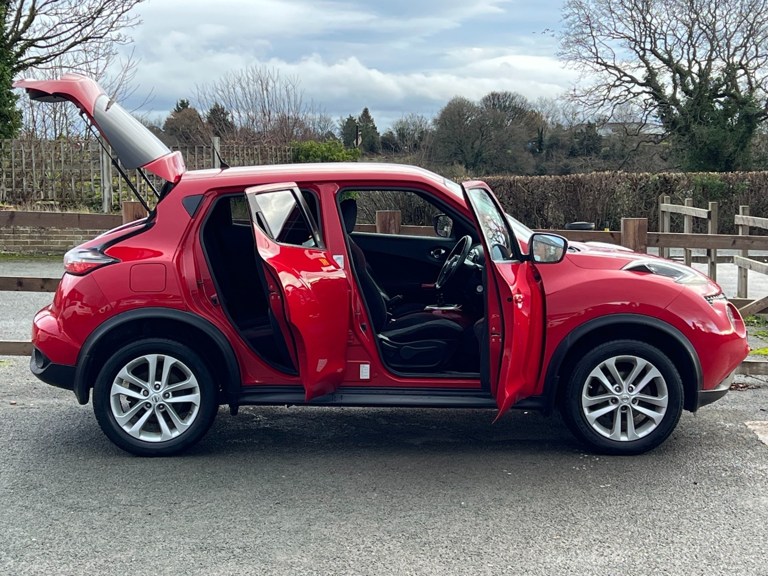 Used Nissan Juke 2015 for sale - 76845294: Photo 5