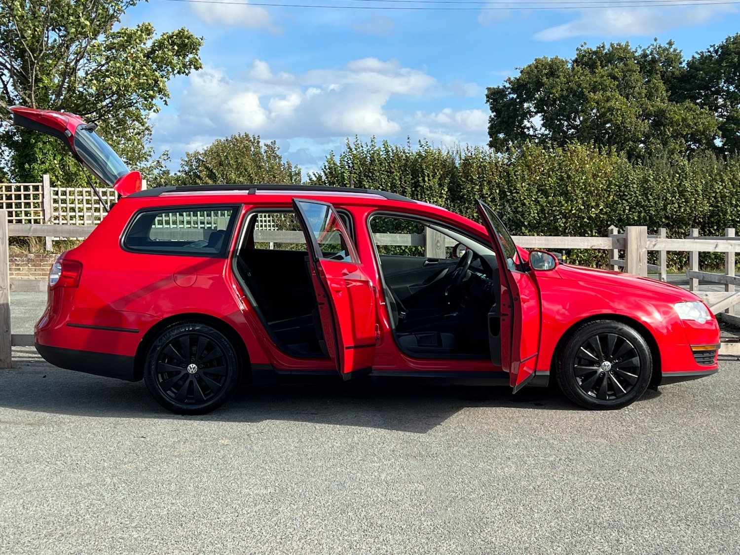 Used Volkswagen Passat 2009 for sale - 75713983: Photo 4