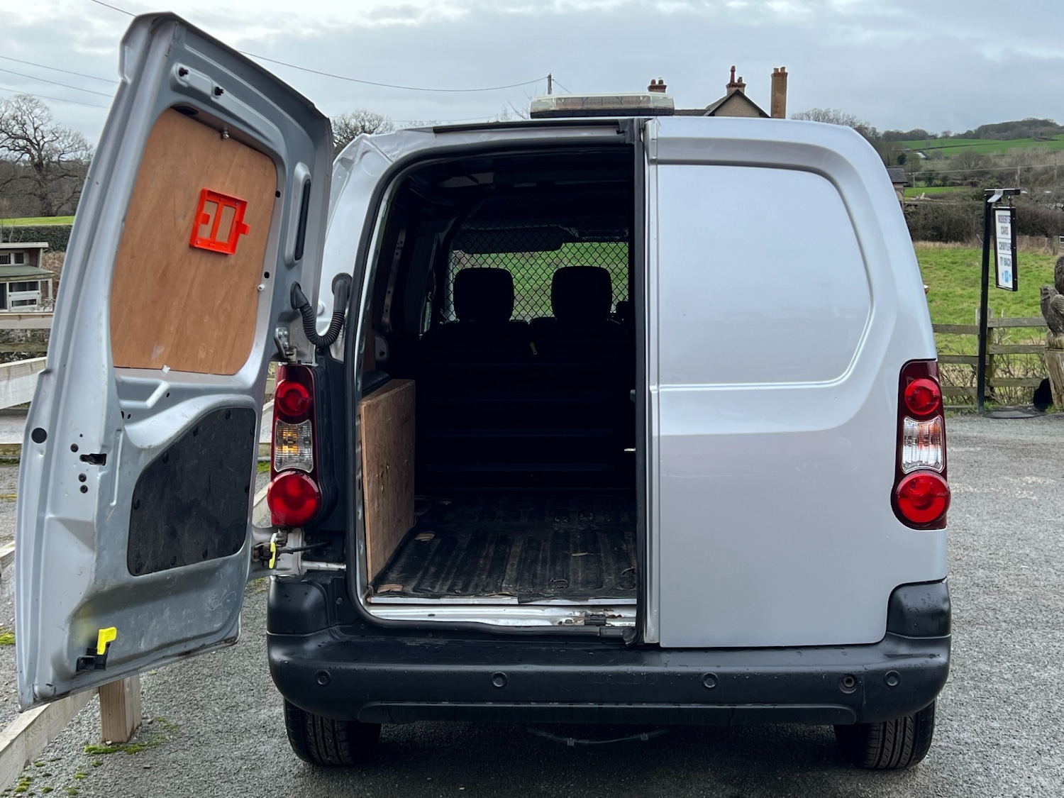 Used Peugeot Partner 2016 for sale - 77603467: Photo 12