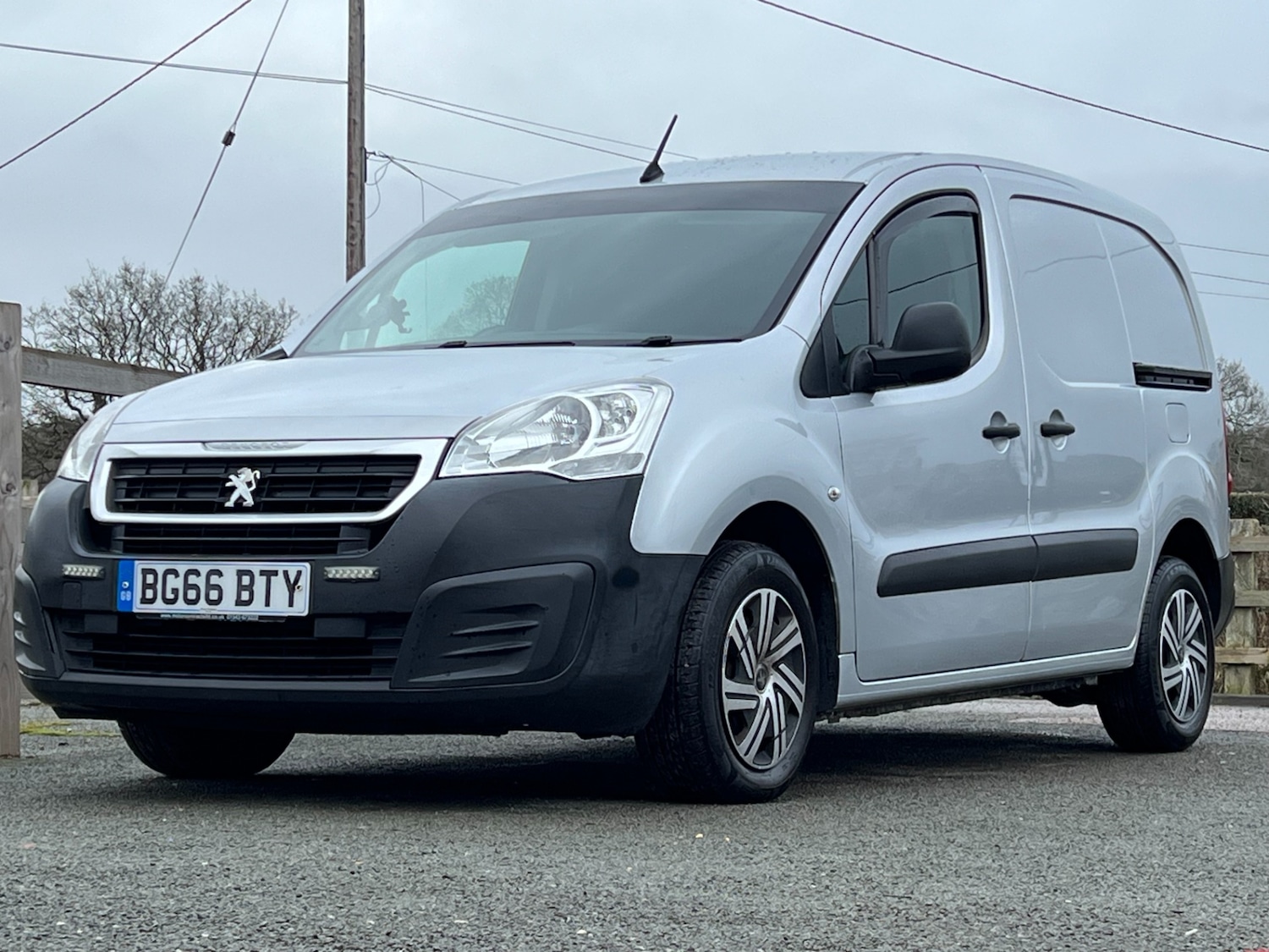 Used Peugeot Partner 2016 for sale - 77603467: Photo 16
