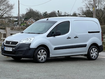 Used Peugeot Partner 2016 for sale - 77603467: Photo