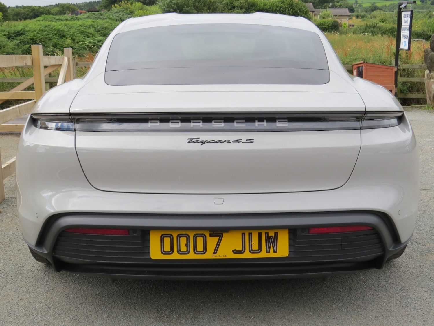 Used Porsche Taycan 2021 for sale - 76231147: Photo 22