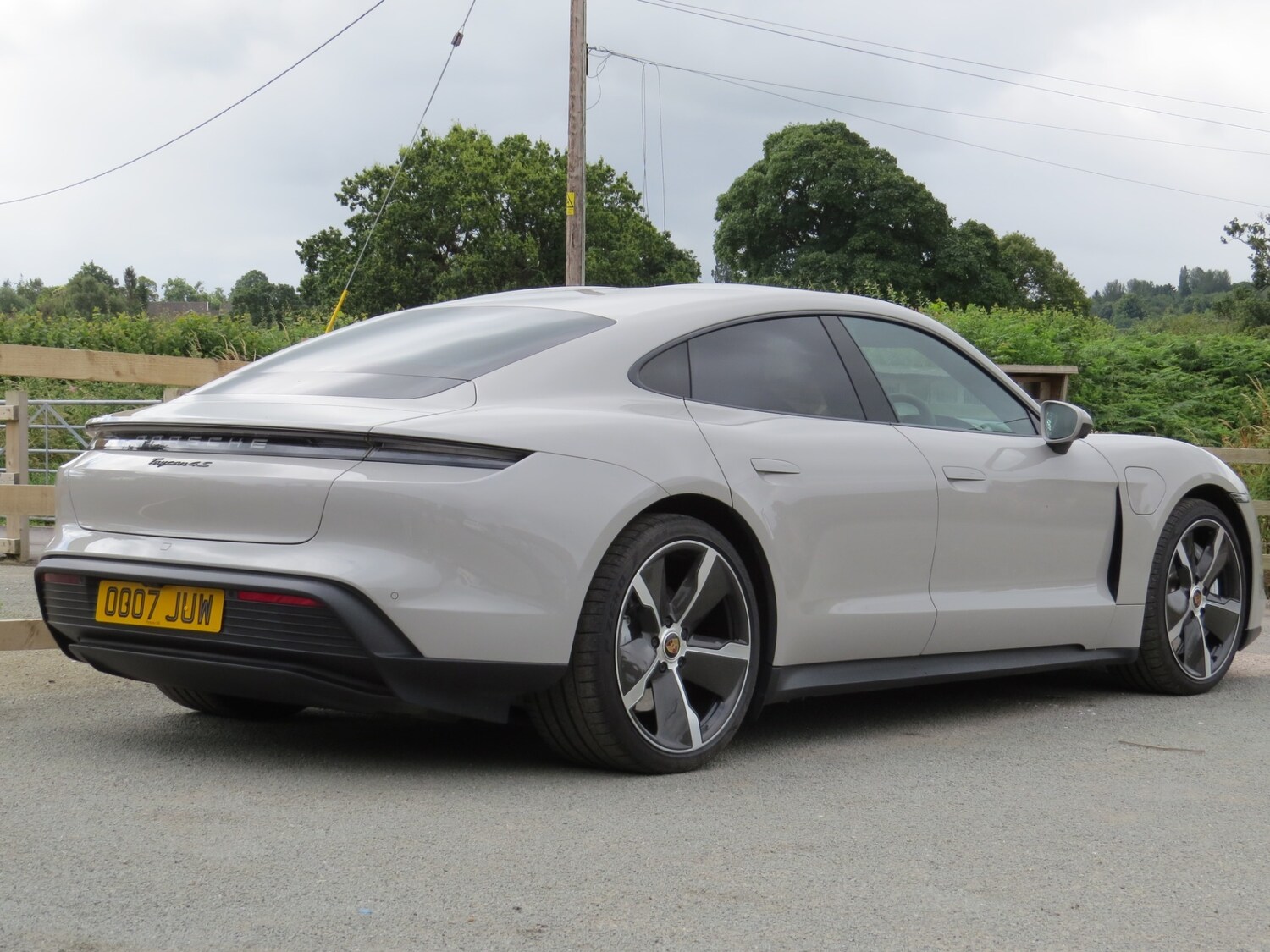 Used Porsche Taycan 2021 for sale - 76231147: Photo 7