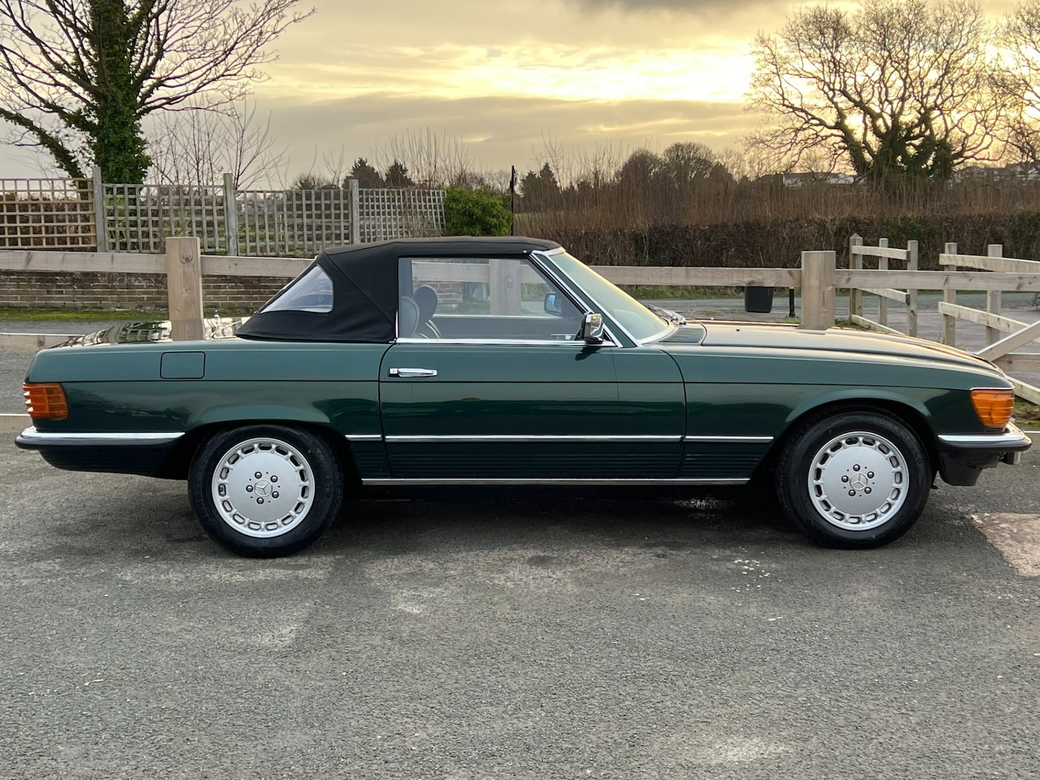 Used Mercedes-Benz S Class 1982 for sale - 76576846: Photo 3