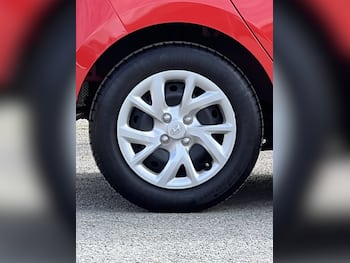 Used Hyundai i10 2019 for sale - 79739822: Photo