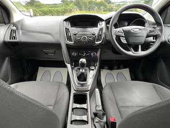 Used Ford Focus 2017 for sale - 75170327: Photo