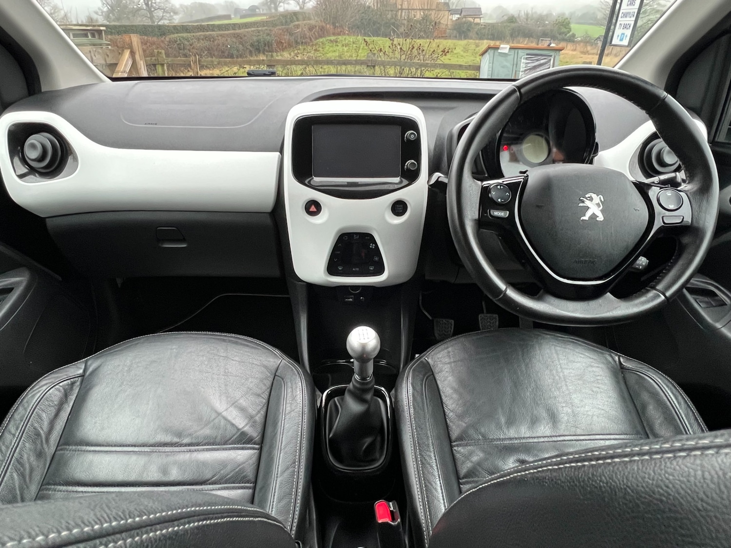 Used Peugeot 108 2015 for sale - 77349707: Photo 22