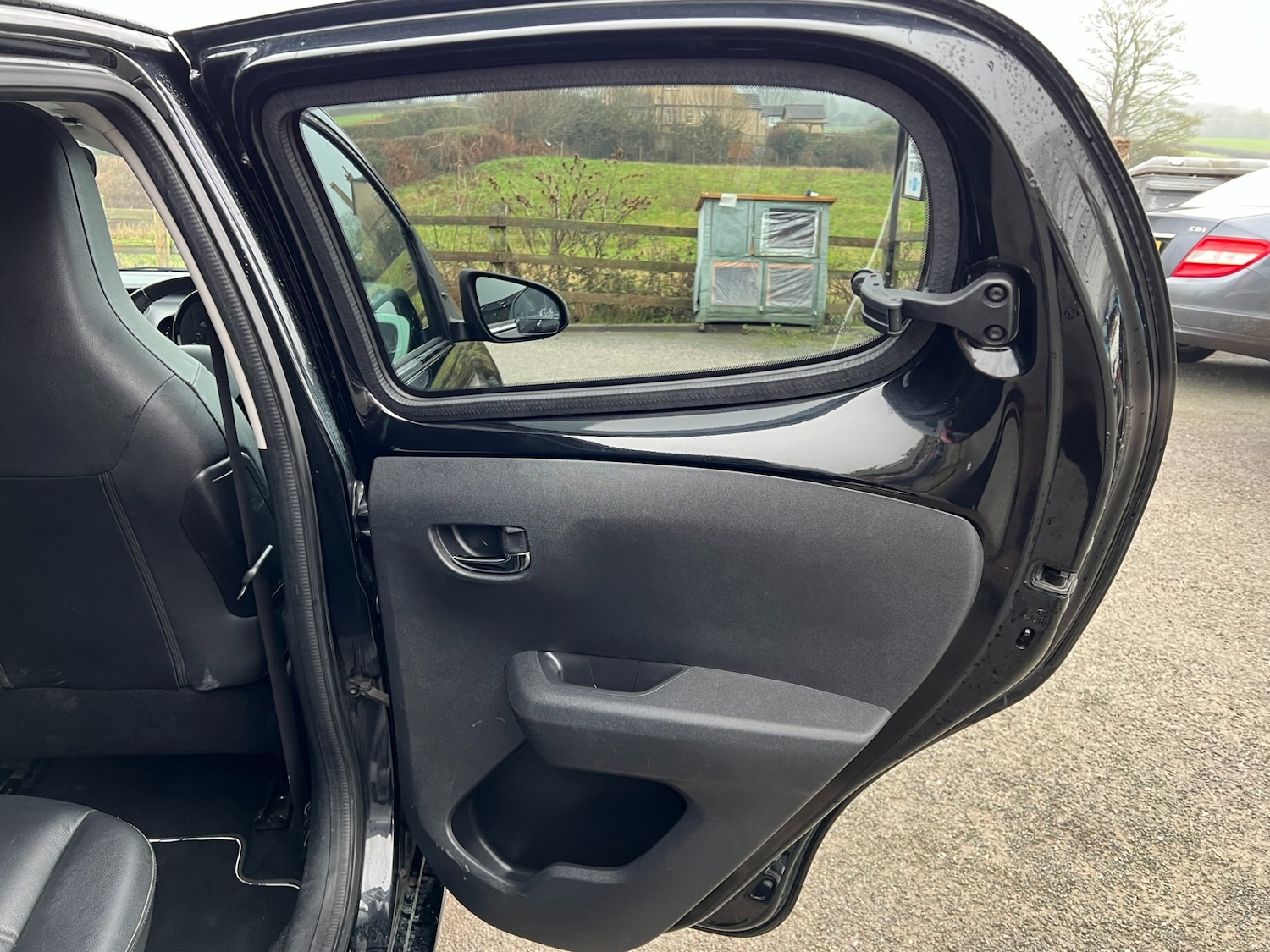 Used Peugeot 108 2015 for sale - 77349707: Photo 24