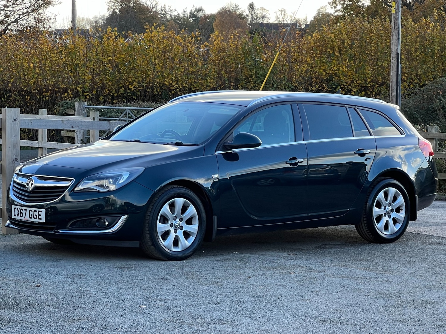 Used Vauxhall Insignia 2017 for sale - 76319108: Photo 1