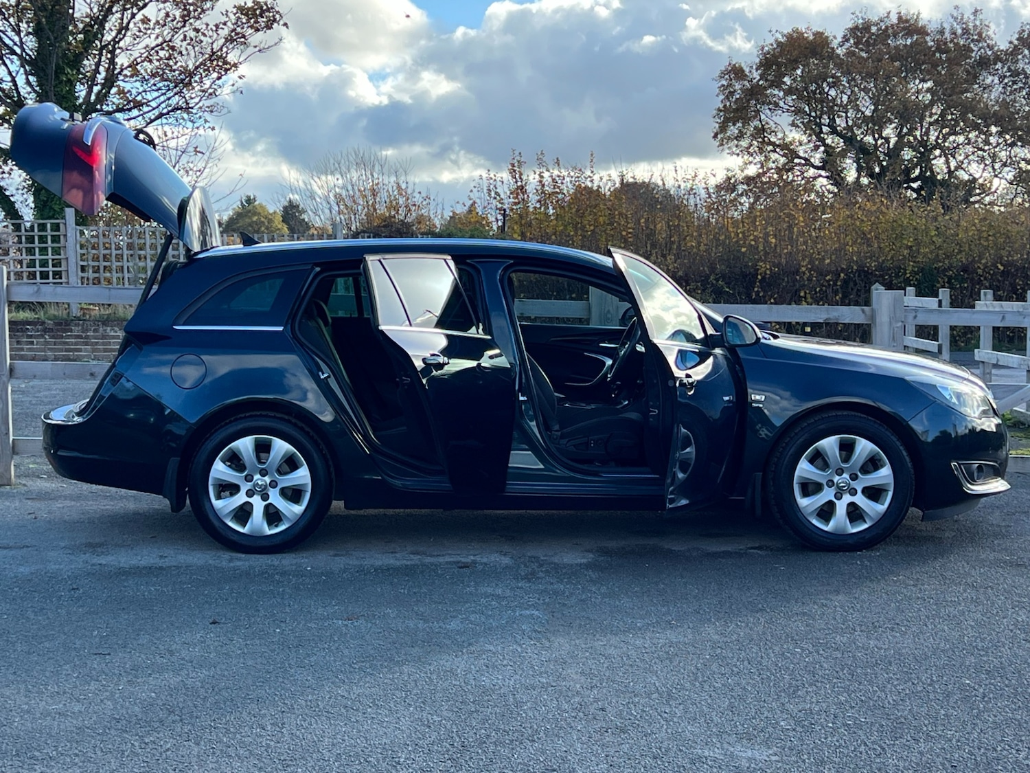 Used Vauxhall Insignia 2017 for sale - 76319108: Photo 9
