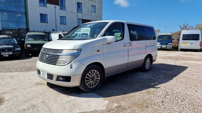 Used Nissan Elgrand 2017 for sale - 76566486: Photo 1