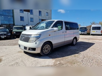 2017 (02) - 3490cc Auto, White, Imported 2017 8 Seats, £180 tax ! New Mot