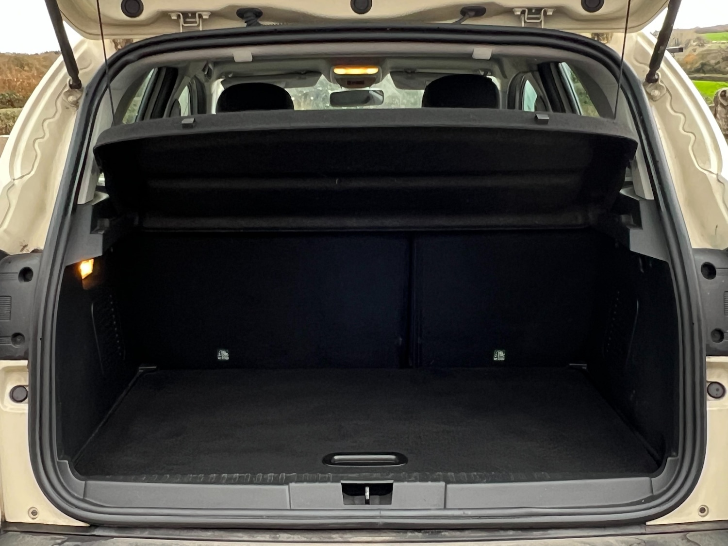 Used Renault Captur 2015 for sale - 76696257: Photo 13