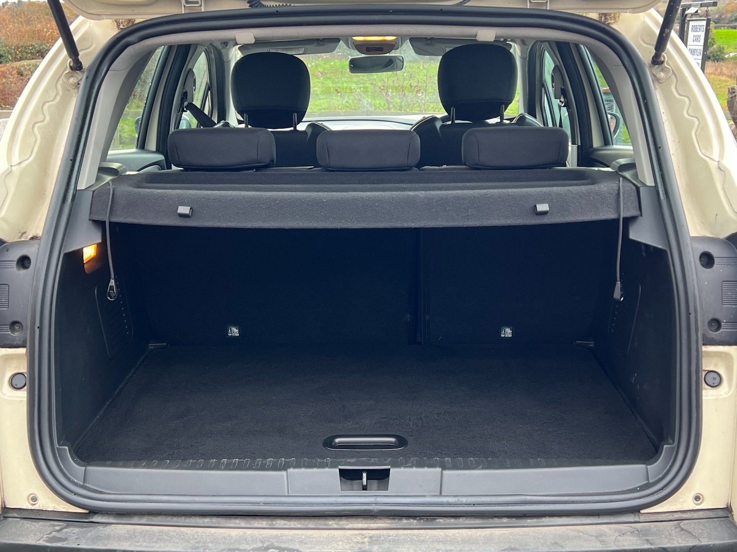 Used Renault Captur 2015 for sale - 76696257: Photo 15