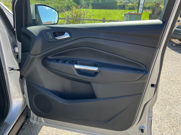 Used Ford Kuga 2017 for sale - 75468216: Photo 26