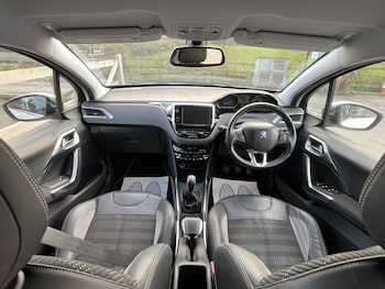 Used Peugeot 2008 2014 for sale - 77762238: Photo