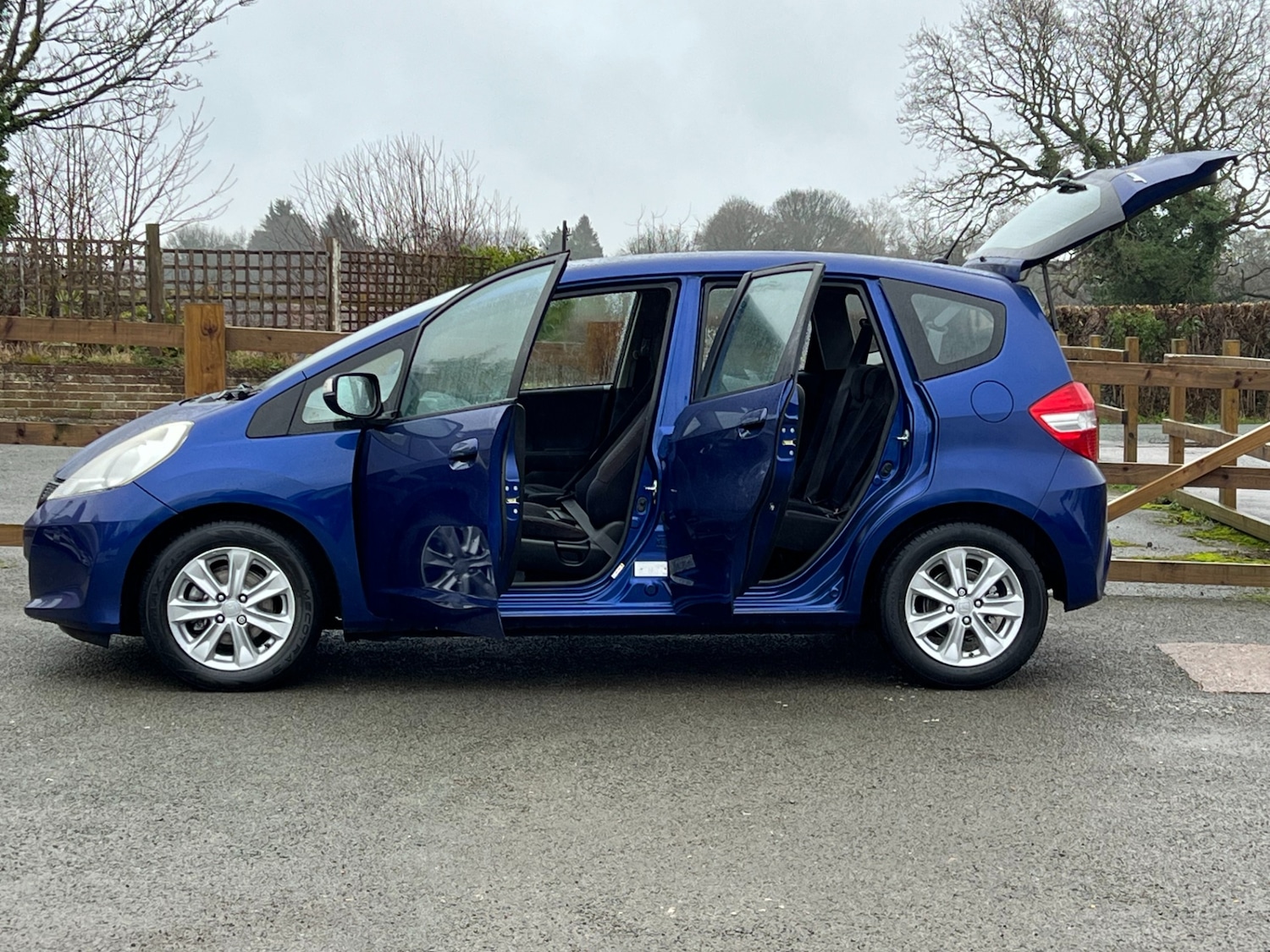 Used Honda Jazz 2012 for sale - 77403911: Photo 28