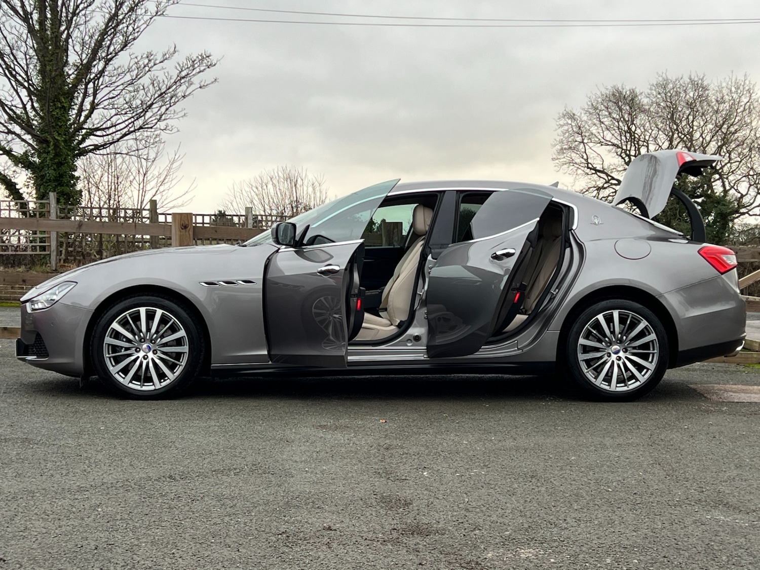 Used Maserati Ghibli 2016 for sale - 77283527: Photo 19