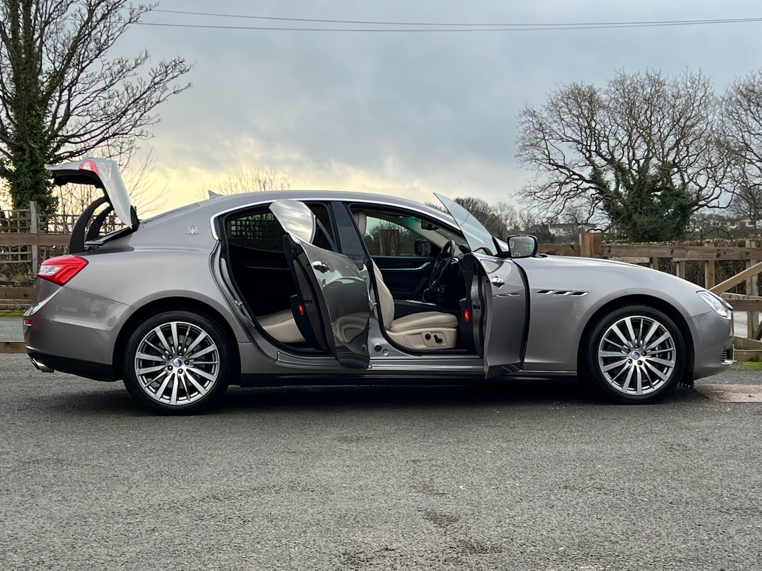 Used Maserati Ghibli 2016 for sale - 77283527: Photo 4