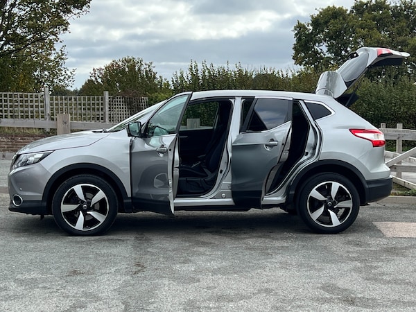 Used Nissan Qashqai 2015 for sale - 76194030: Photo 23