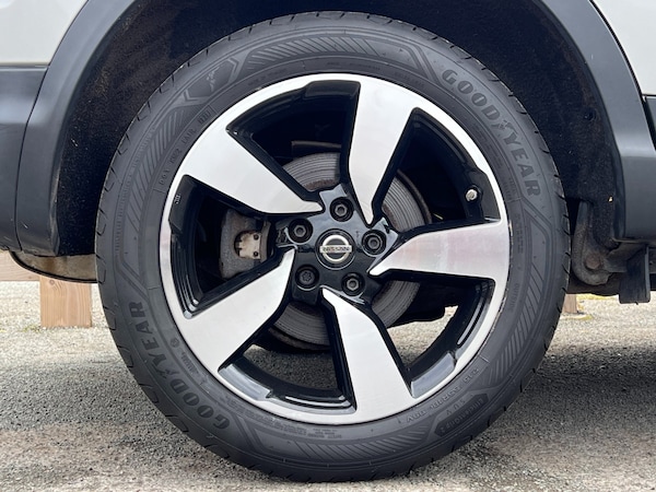 Used Nissan Qashqai 2015 for sale - 76194030: Photo 6