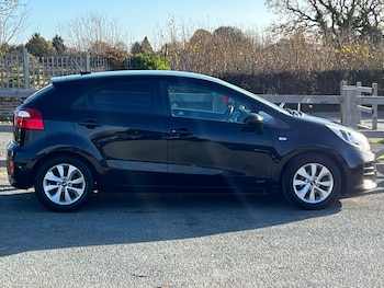 Used Kia Rio 2015 for sale - 76542627: Photo