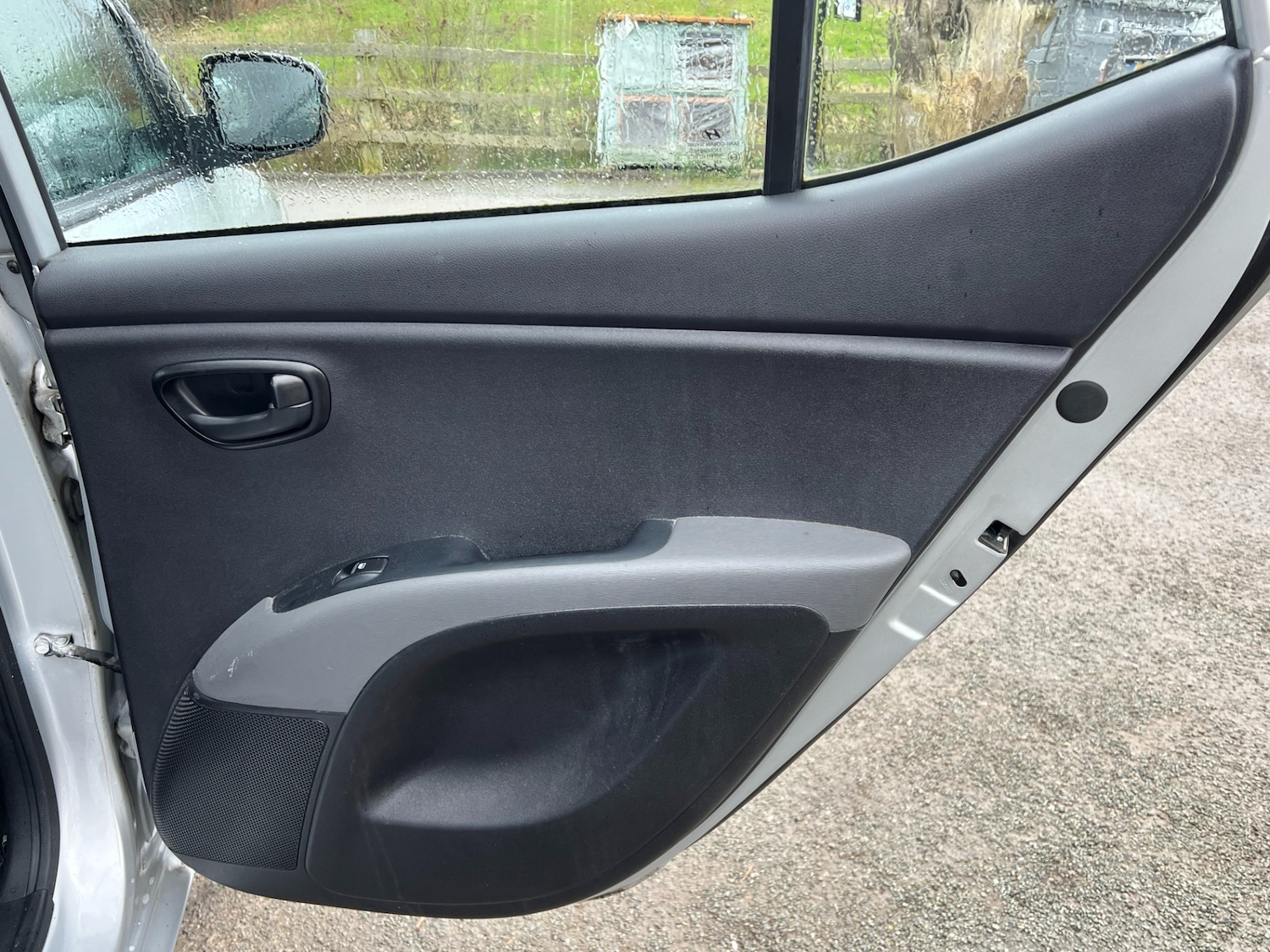 Used Hyundai i10 2010 for sale - 77676856: Photo 26