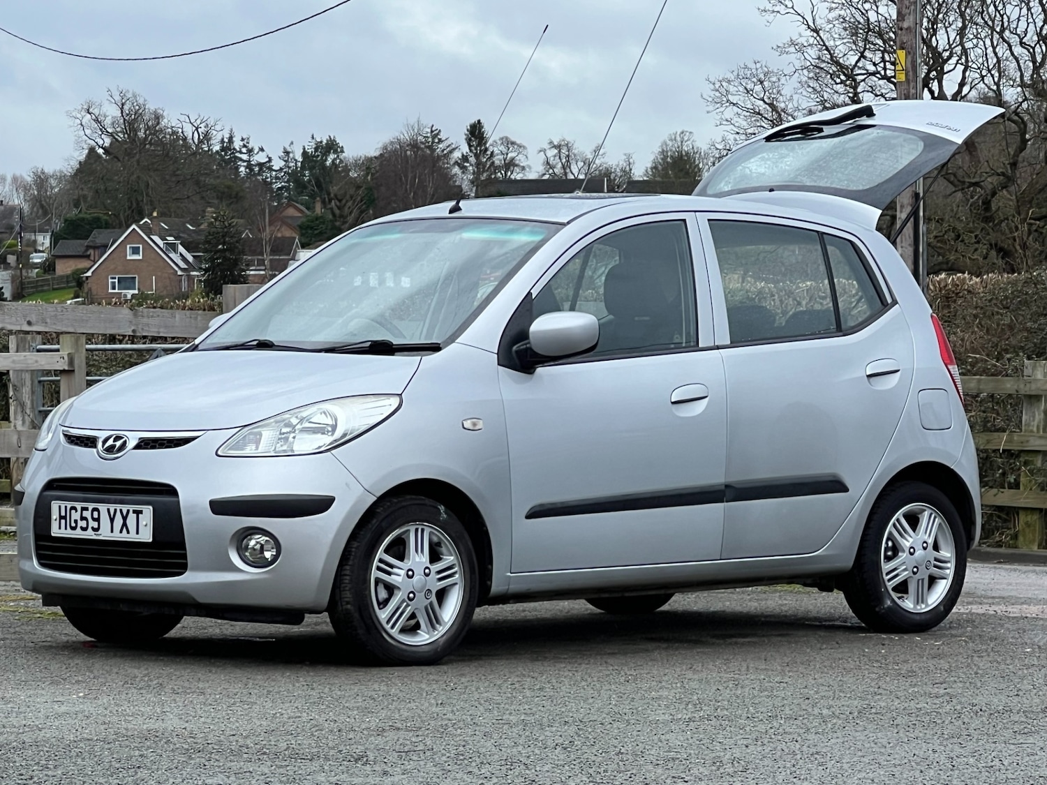 Used Hyundai i10 2010 for sale - 77676856: Photo 29