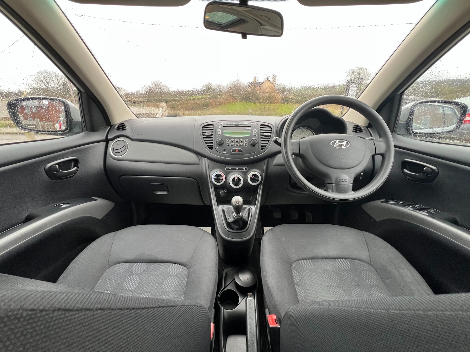 Used Hyundai i10 2010 for sale - 77676856: Photo 9