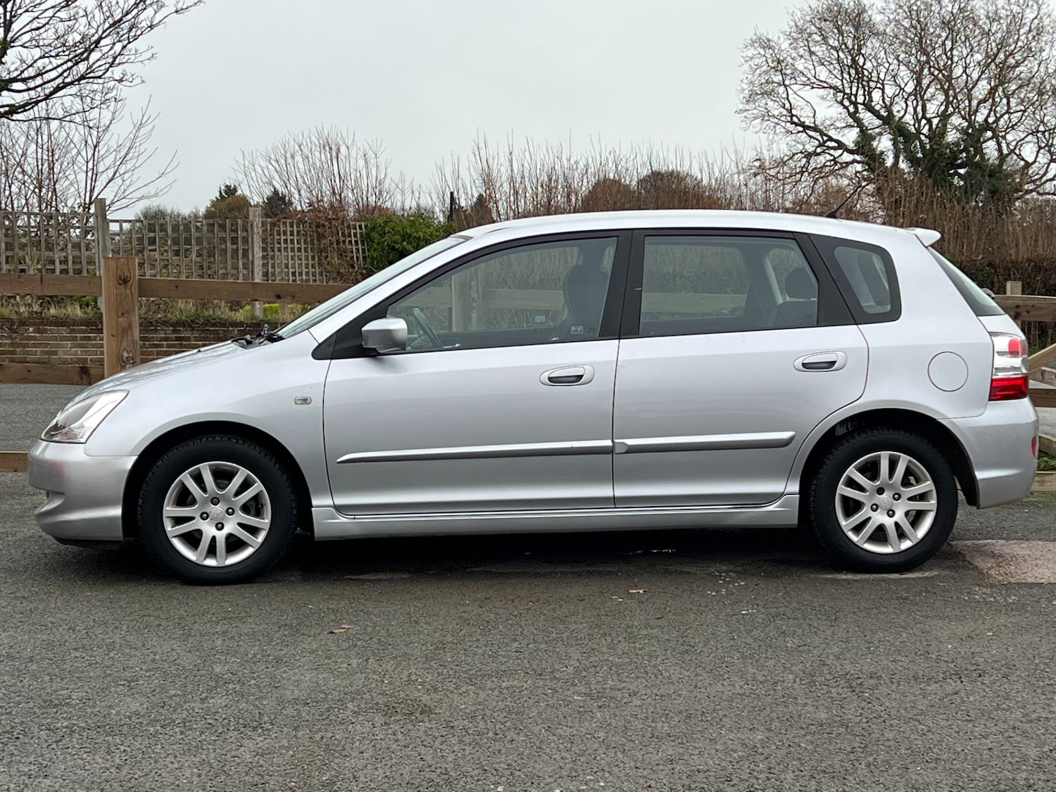 Used Honda Civic 2004 for sale - 76808373: Photo 17