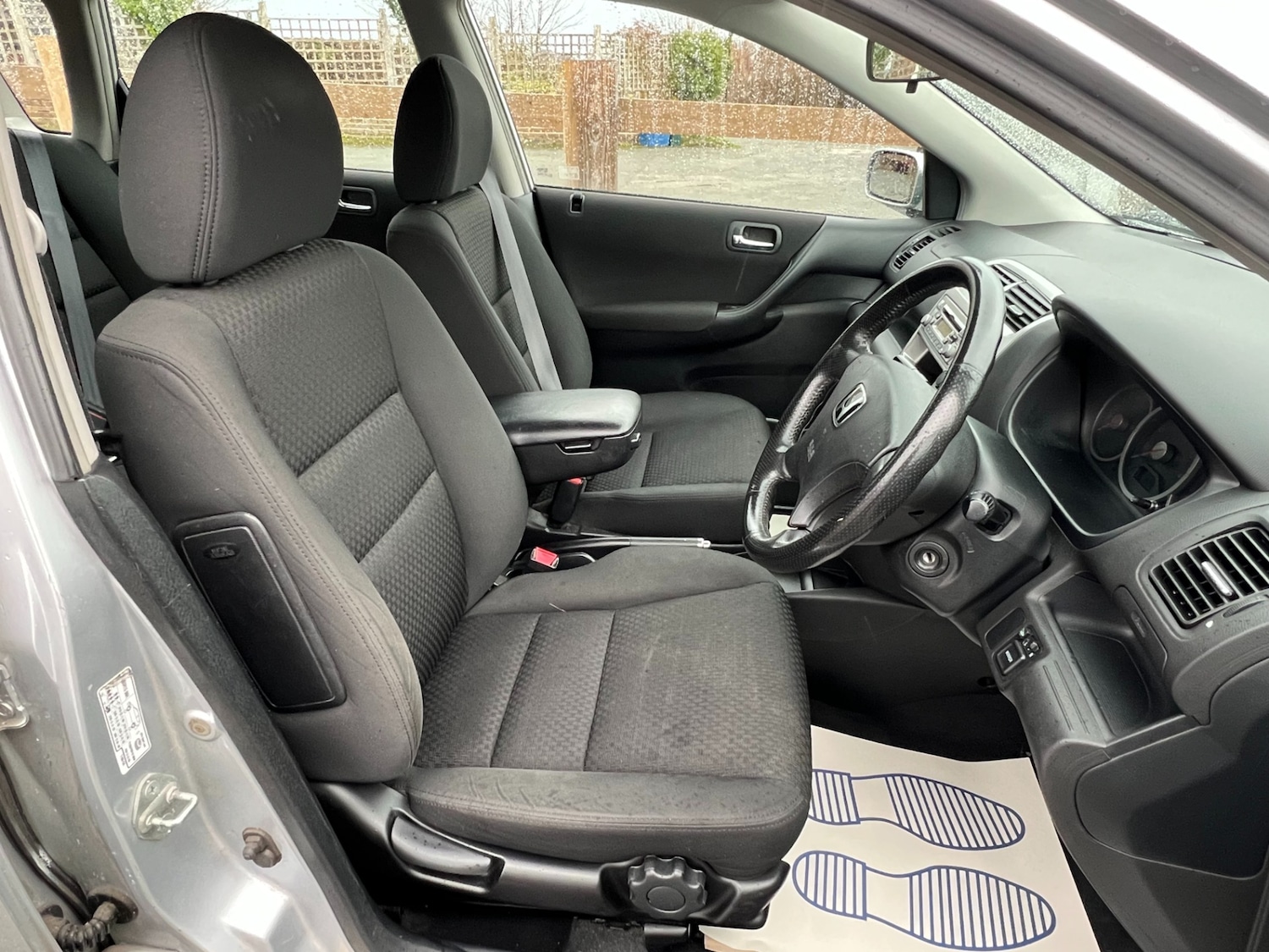 Used Honda Civic 2004 for sale - 76808373: Photo 19