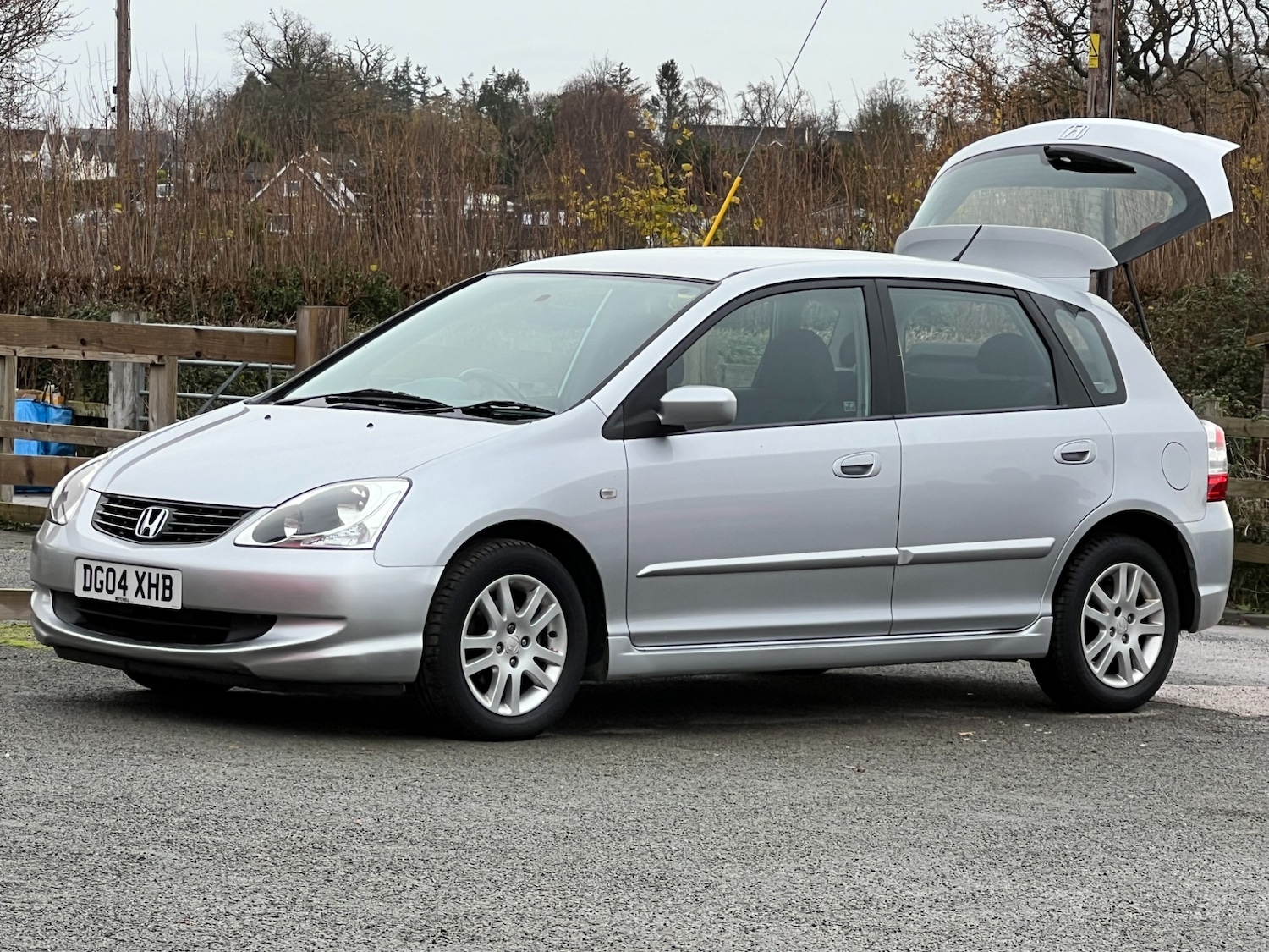 Used Honda Civic 2004 for sale - 76808373: Photo 22