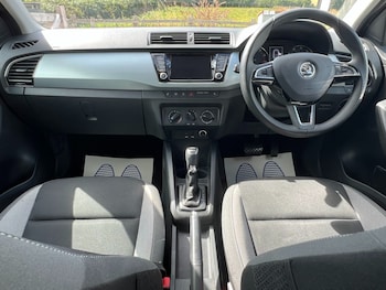 Used Skoda Fabia 2016 for sale - 75714335: Photo 2