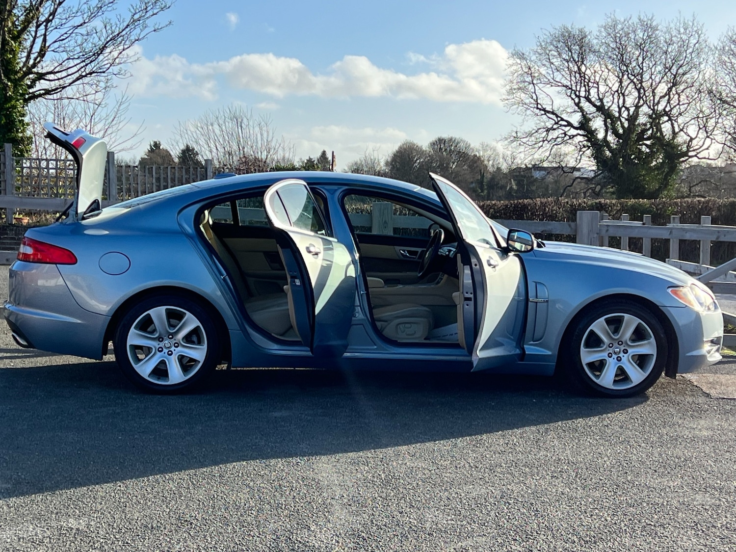 Used Jaguar XF 2009 for sale - 76845302: Photo 6