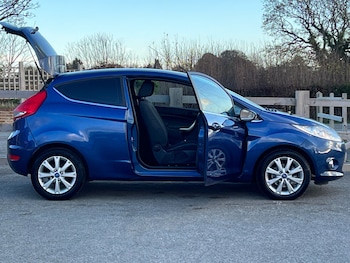 Used Ford Fiesta 2009 for sale - 76637237: Photo