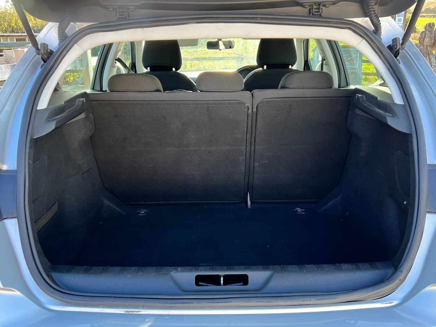 Used Peugeot 308 2017 for sale - 76381882: Photo 13