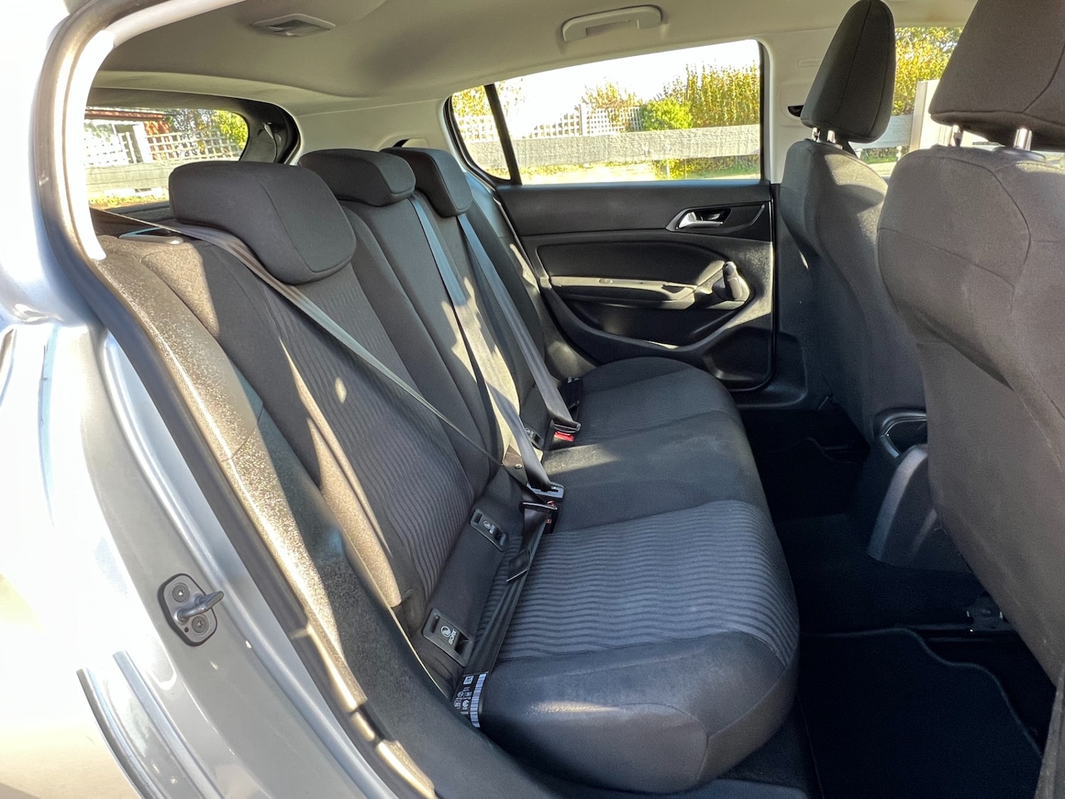 Used Peugeot 308 2017 for sale - 76381882: Photo 19