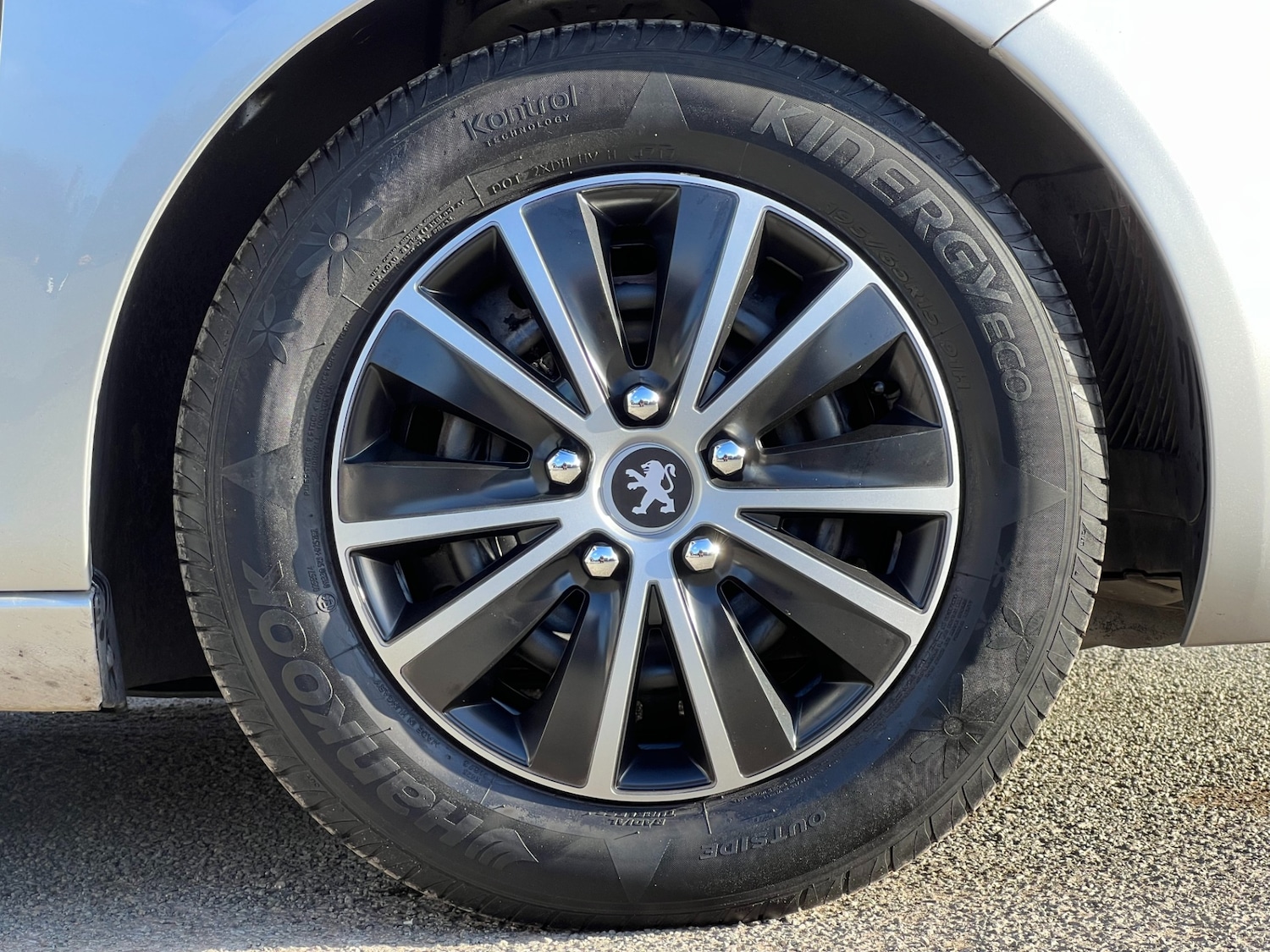 Used Peugeot 308 2017 for sale - 76381882: Photo 6