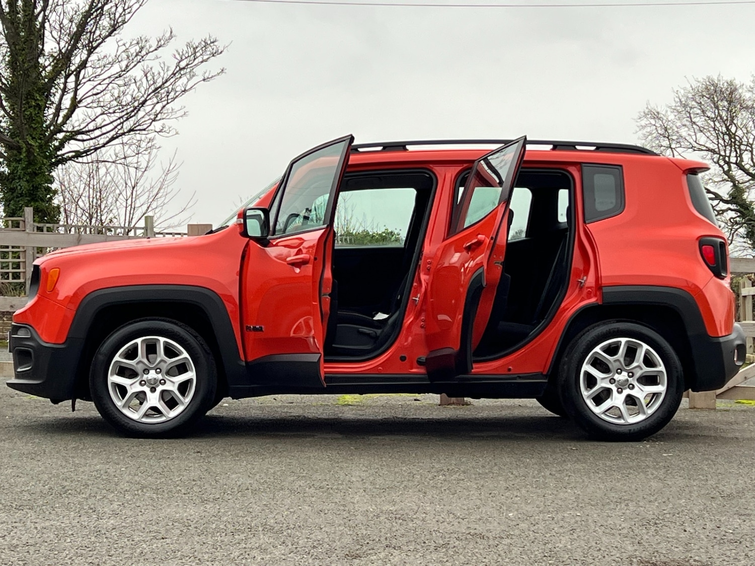 Used Jeep Renegade 2018 for sale - 76979263: Photo 16