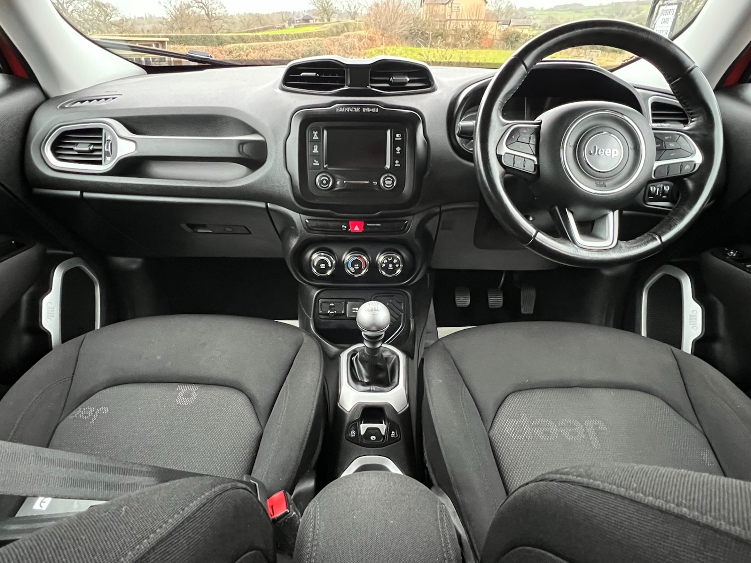 Used Jeep Renegade 2018 for sale - 76979263: Photo 3