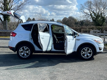 Used Ford Kuga 2010 for sale - 77774320: Photo