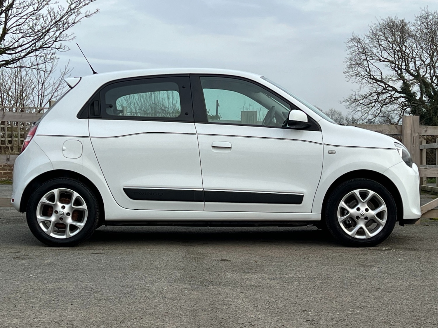 Used Renault Twingo 2015 for sale - 77581180: Photo 5