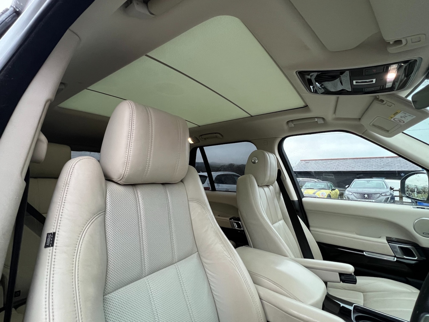 Used Land Rover Range Rover 2017 for sale - 77296359: Photo 3