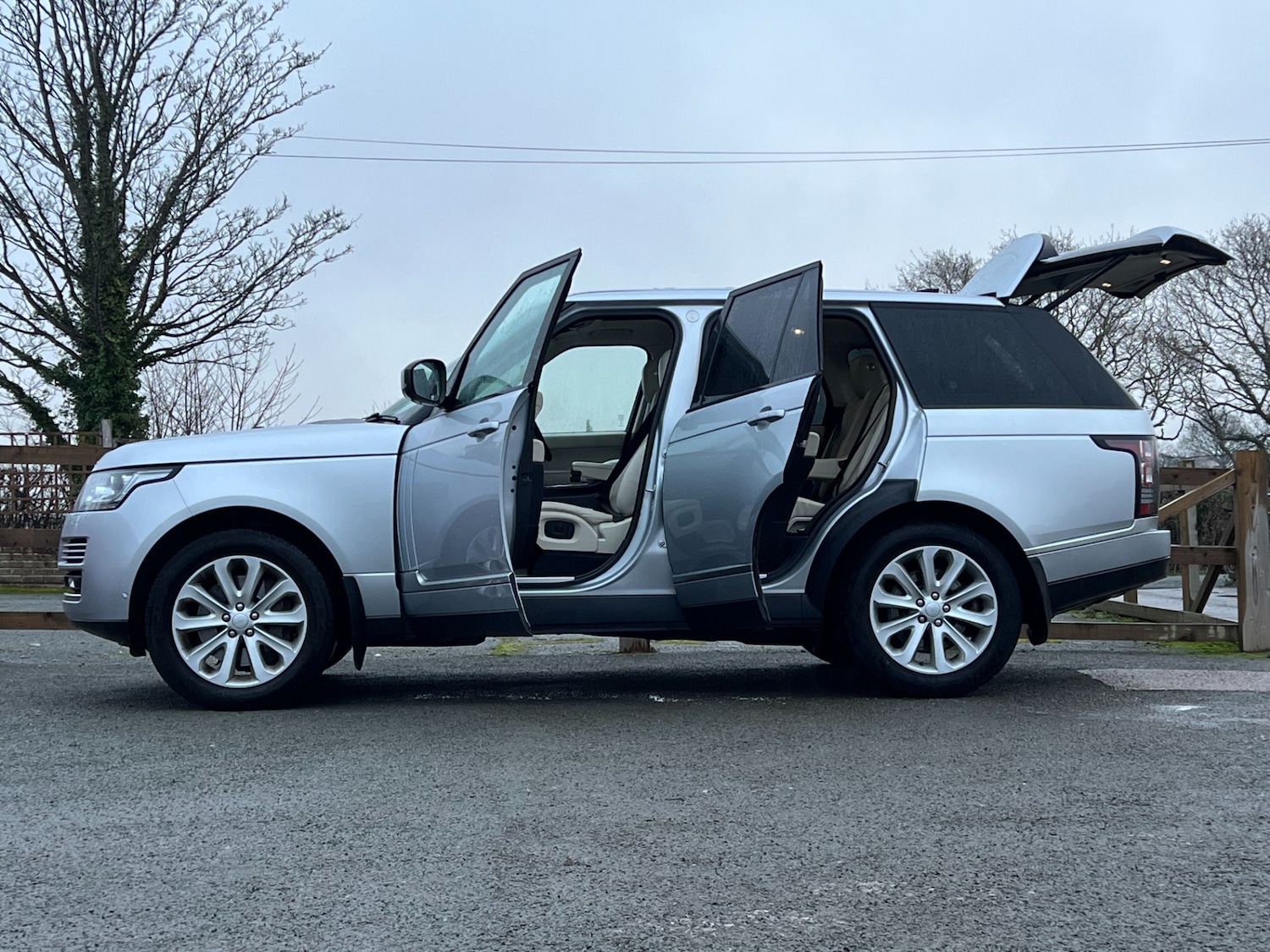 Used Land Rover Range Rover 2017 for sale - 77296359: Photo 33