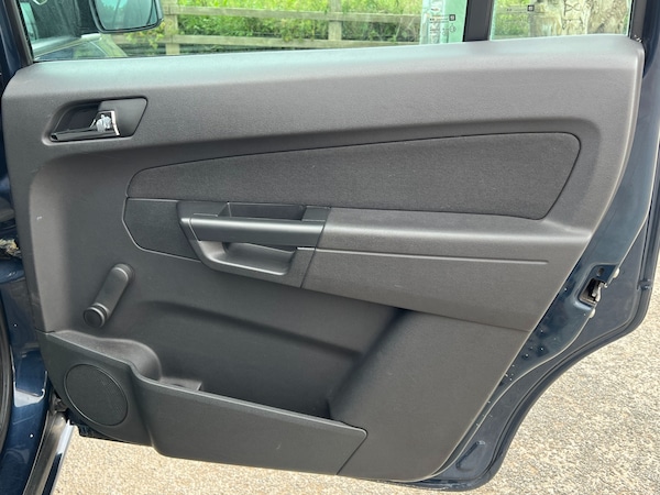 Used Vauxhall Zafira 2012 for sale - 74462463: Photo 27