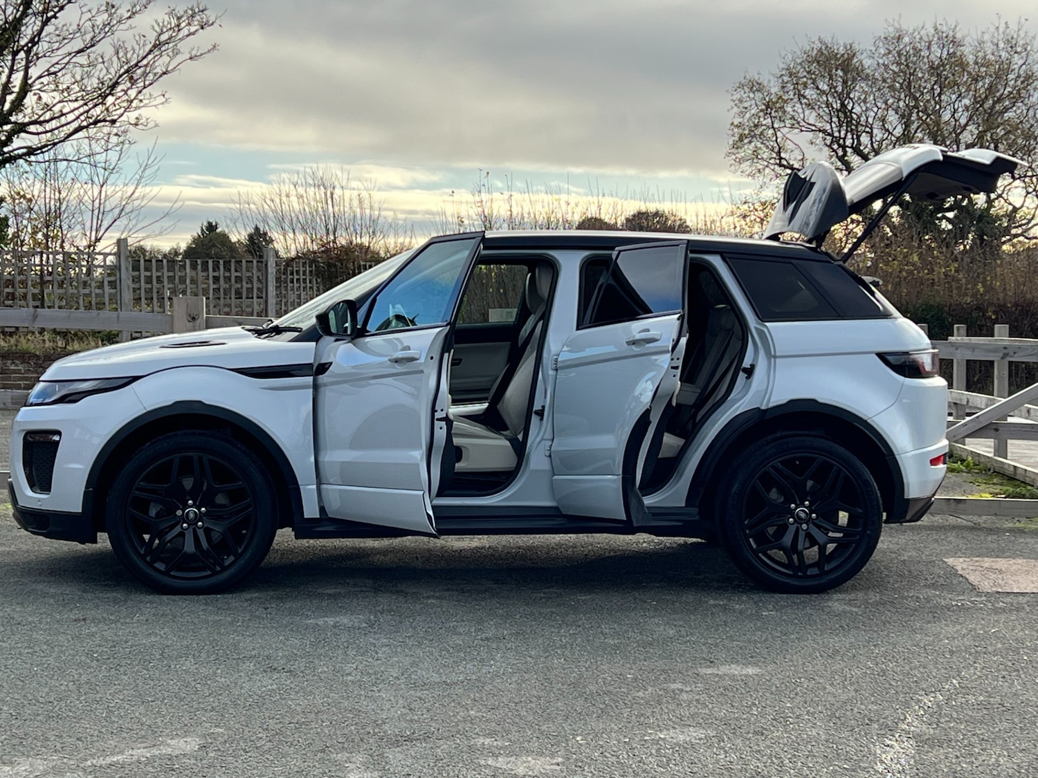 Used Land Rover Range Rover Evoque 2017 for sale - 76566212: Photo 28