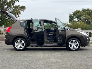 Used Peugeot 3008 2012 for sale - 76142426: Photo 3