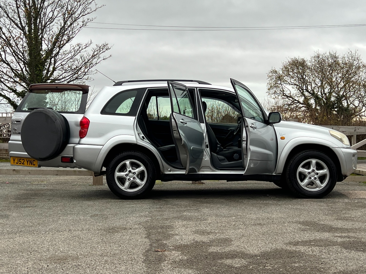 Used Toyota RAV4 2003 for sale - 75303284: Photo 4