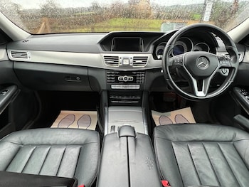 Used Mercedes-Benz E Class 2013 for sale - 77381194: Photo
