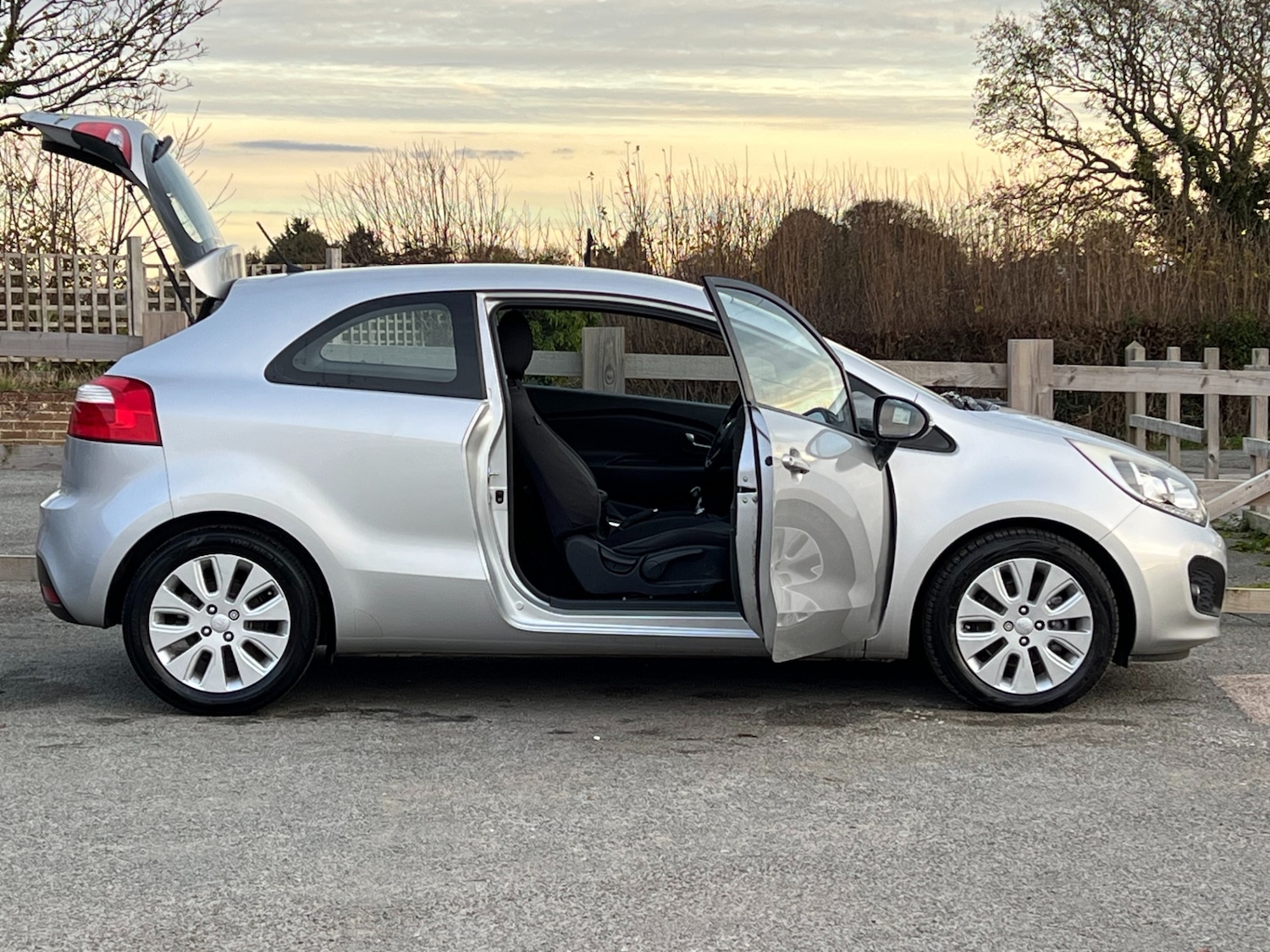 Used Kia Rio 2012 for sale - 76493867: Photo 19